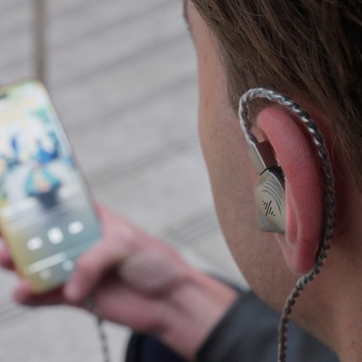 soundbrenner-wave-pro-2-in-ear-monitore-hybrid-quad-driver-zink-aluminium image 5