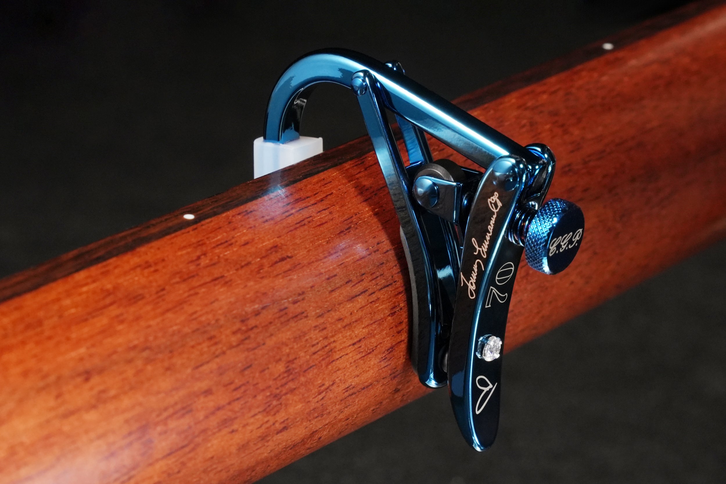 shubb-tommy-emmanuel-blue-encore-kapo-f-r-steel-string-messing-signature image 2