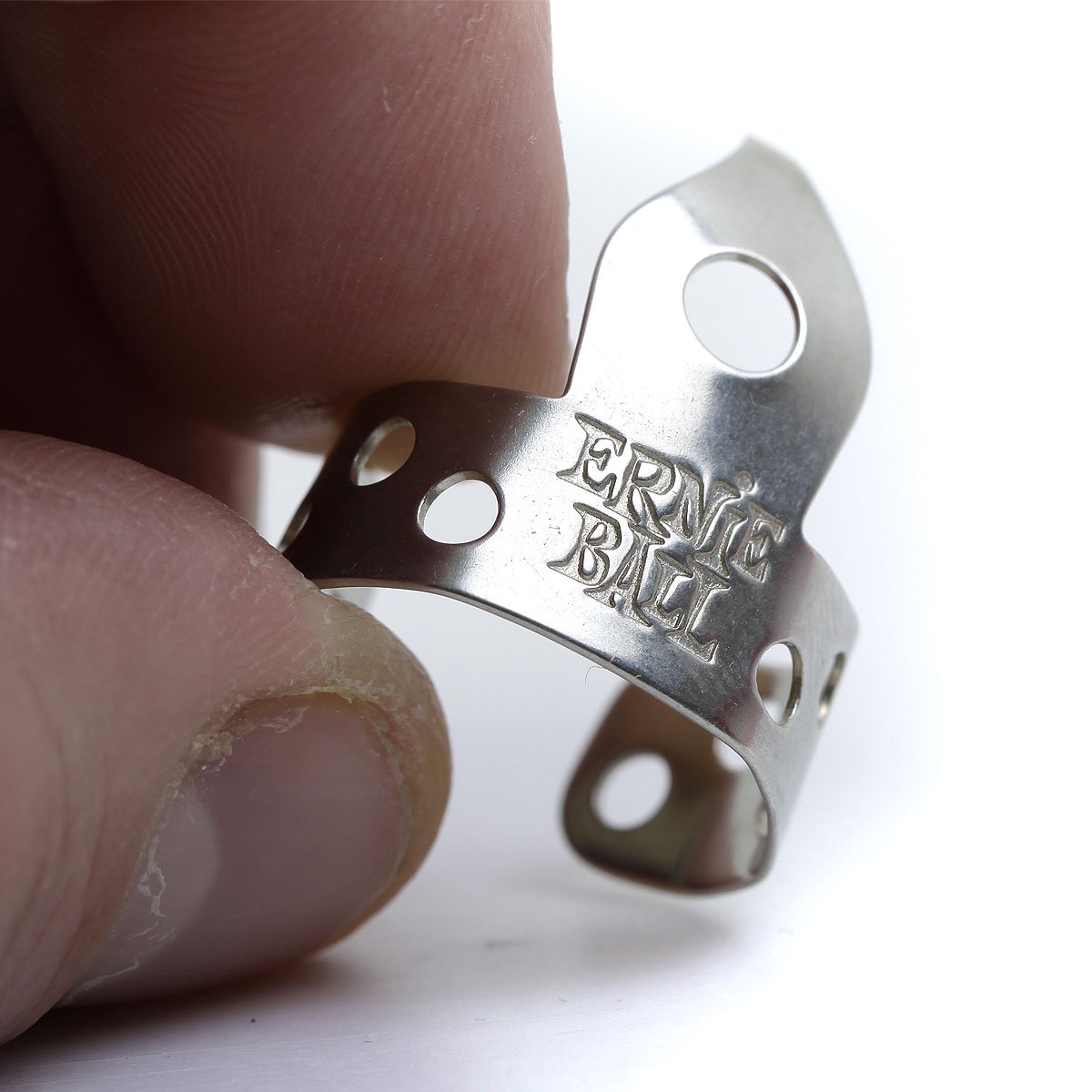 ernie-ball-pickey-picks-metall-fingerpicks-thin-0-5-mm-24er-beutel image 4